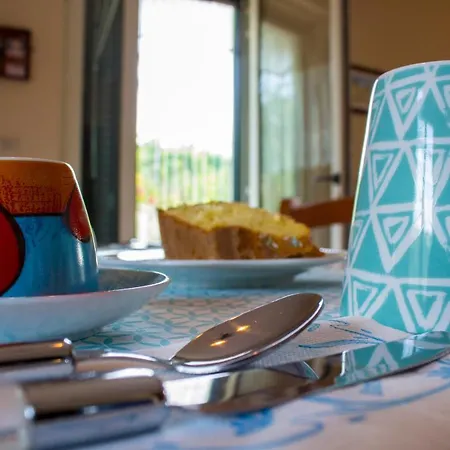 Lucia Bed & Breakfast 4*