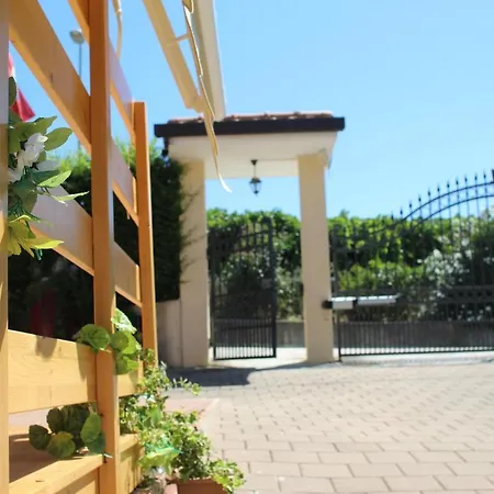 Lucia Bed & Breakfast Tortoreto