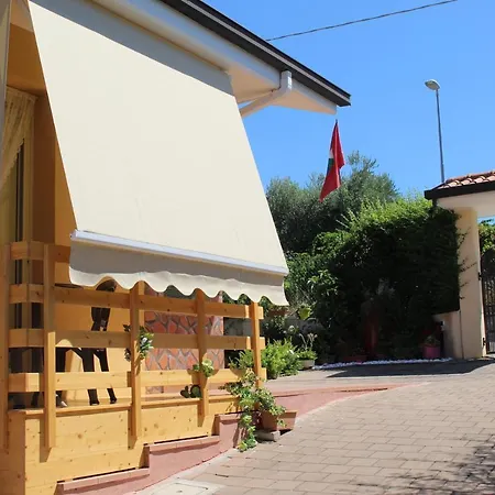 Bed & Breakfast Lucia 4*