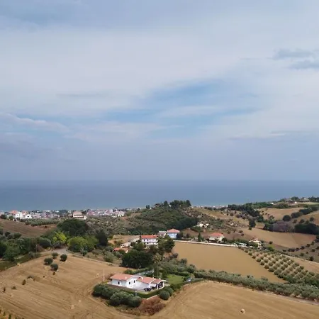 Bed & Breakfast Lucia 4*